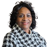 Kim Holman Headshot